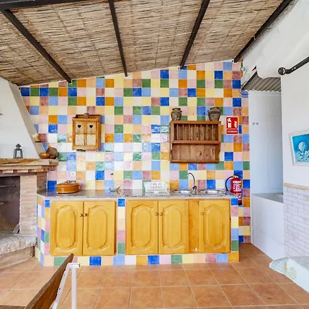 Cubo's Aitana Tatil Evi *